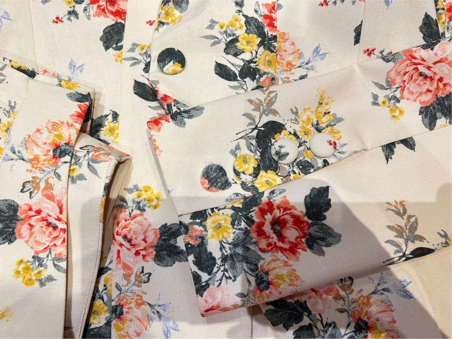 PRE ORDER ชุดสูทสั่งตัด งานพรีเมียม Style 3 (SUIT003) SET เสื้อสูท + กางเกง - Image 5