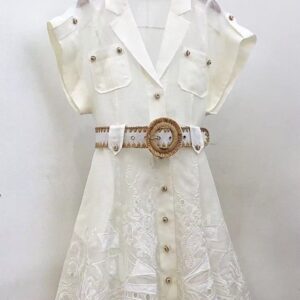 เดรสสีขาว ชายกระโปรงลายฉลุ พร้อมเข็มขัด ทรงสวย ไซส์ S