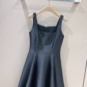 Black Dress เดรสยาวสีดำ ซิปหลัง เข้ารูป ไซส์ S