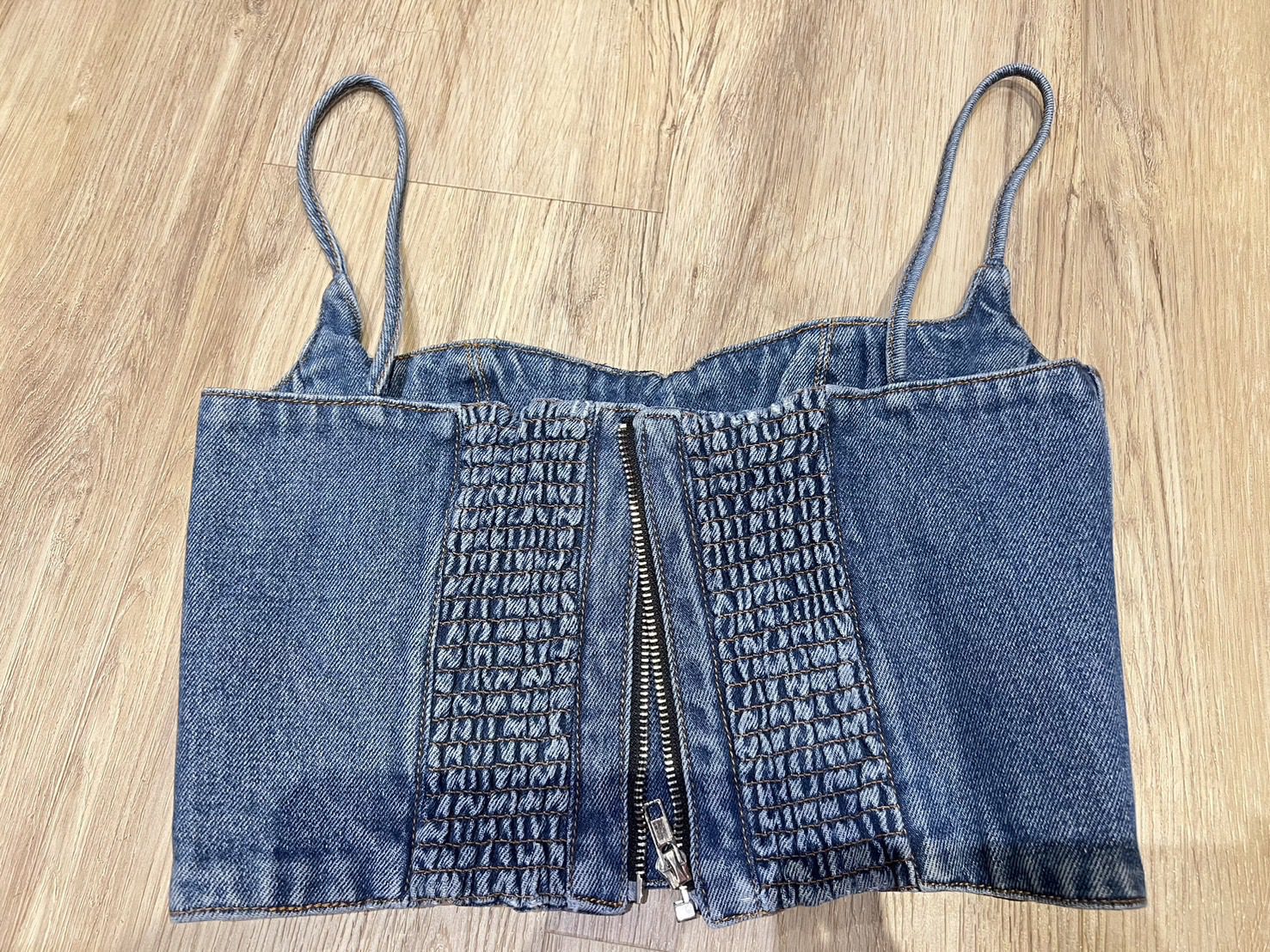 เสื้อครอปยีนส์ หลังสม๊อค + ซิป งานประณีต Cotton Free Size อก 34-36 - Image 2
